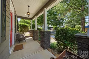 20264 Harroway Dr, Cornelius, NC 28031 - Photo 4