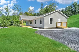 35 Rutledge Ln, Mars Hill, NC 28753 - Photo 2