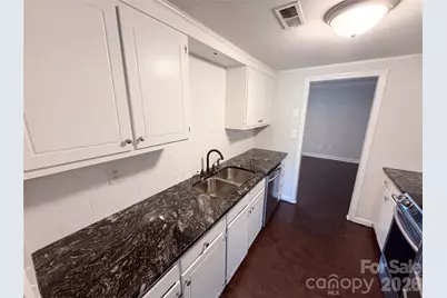 8042 Regent Park Lane, Charlotte, NC 28210 - Photo 8