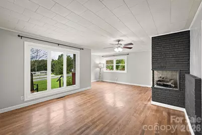 316 Hibriten Drive SW, Lenoir, NC 28645 - Photo 2