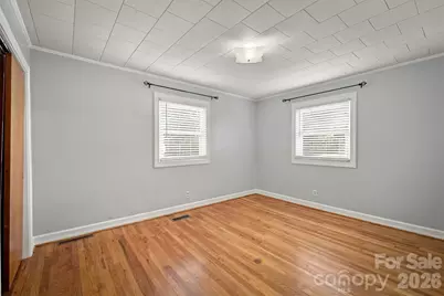 316 Hibriten Drive SW, Lenoir, NC 28645 - Photo 12