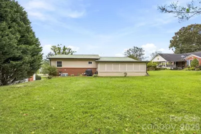 316 Hibriten Drive SW, Lenoir, NC 28645 - Photo 16