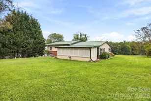316 Hibriten Dr SW, Lenoir, NC 28645 - Photo 10