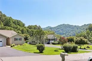 117 Pinellas Ln, Waynesville, NC 28785 - Photo 4