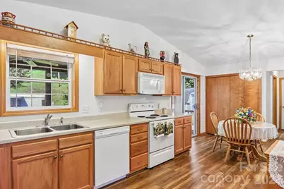 117 Pinellas Lane, Waynesville, NC 28785 - Photo 12