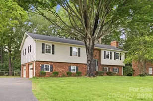 436 Peace Haven Rd, Winston Salem, NC 27103 - Photo 1