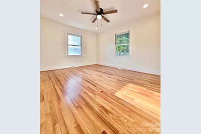 264 3rd Avenue SW, Taylorsville, NC 28681 - Photo 6