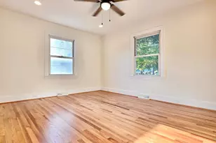 264 3rd Ave SW, Taylorsville, NC 28681 - Photo 6