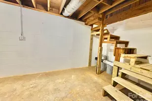 264 3rd Ave SW, Taylorsville, NC 28681 - Photo 34