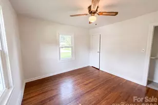 1006 Peachtree Rd, Charlotte, NC 28216 - Photo 12