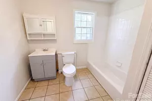 1006 Peachtree Rd, Charlotte, NC 28216 - Photo 16