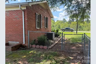 1710 Patrick Avenue, Boiling Springs, NC 28152 - Photo 4