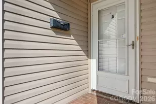 9149 Spyglass Pl, Charlotte, NC 28214 - Photo 4
