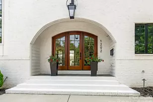 1202 Townes Rd, Charlotte, NC 28209 - Photo 2
