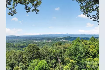 851 Sunlight Ridge Drive, Hendersonville, NC 28792 - Photo 14