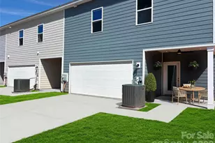 1421 Towns Valley, Fort Mill, SC 29708 - Photo 2