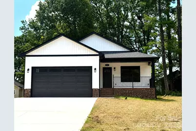 511 N State Street, Lincolnton, NC 28092 - Photo 1