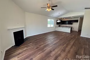6816 Pennyroyal Wy, Charlotte, NC 28216 - Photo 6
