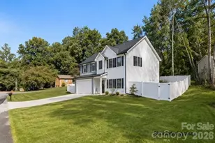 4147 2nd St NE, Hickory, NC 28601 - Photo 2