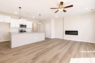 3048 Aberleaf Ln, Charlotte, NC 28227 - Photo 2