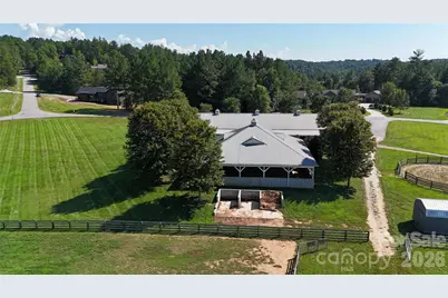 2303 Paddock Circle, Morganton, NC 28655 - Photo 34