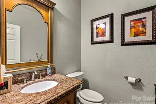 38 Mountain Crest Dr, Hendersonville, NC 28739 - Photo 30