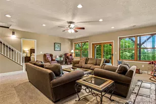 38 Mountain Crest Dr, Hendersonville, NC 28739 - Photo 42