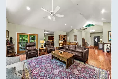 38 Mountain Crest Drive, Hendersonville, NC 28739 - Photo 20
