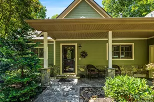 38 Mountain Crest Dr, Hendersonville, NC 28739 - Photo 2