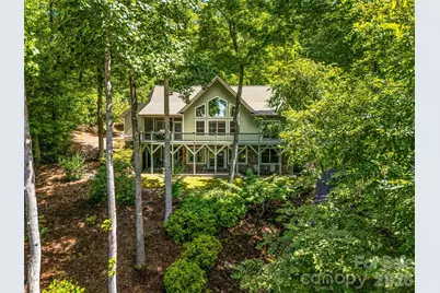 38 Mountain Crest Drive, Hendersonville, NC 28739 - Photo 10