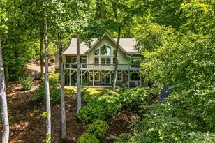 38 Mountain Crest Dr, Hendersonville, NC 28739 - Photo 10