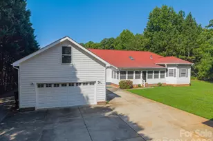 1673 Forest Ridge Dr, Stanley, NC 28164 - Photo 6