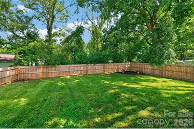 2416 4th Avenue NW, Hickory, NC 28601 - Photo 20