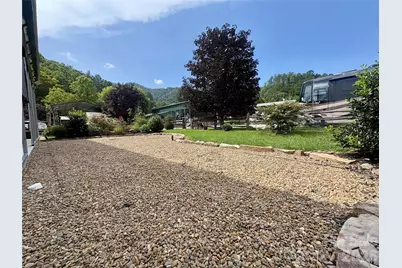 415 Hyde Town Road #11, Robbinsville, NC 28771 - Photo 18