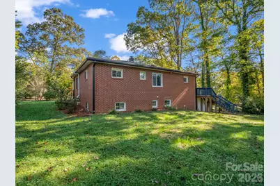 88 Lake Rugby Drive, Hendersonville, NC 28791 - Photo 4