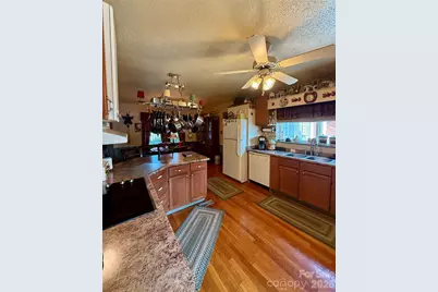 401 S Mulberry Street, Cherryville, NC 28021 - Photo 12