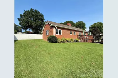 401 S Mulberry Street, Cherryville, NC 28021 - Photo 4