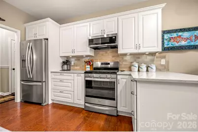[Address not provided], Hendersonville, NC 28792 - Photo 18