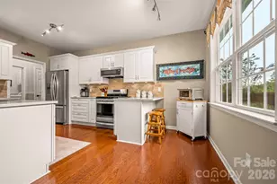 131 Creekwalk Ln, Hendersonville, NC 28792 - Photo 14