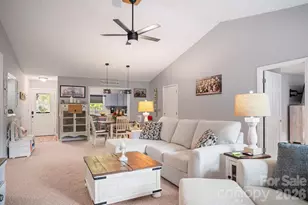 647 High Quarry Rd, Hendersonville, NC 28791 - Photo 14