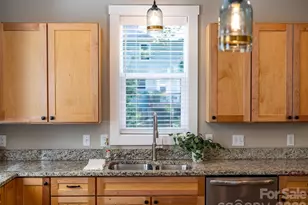 27 Hubbard Ave, Asheville, NC 28806 - Photo 20
