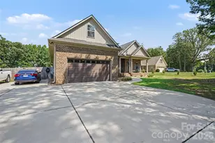 1319 Baucom Rd, Monroe, NC 28110 - Photo 2