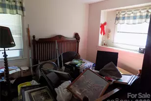 340 S Vine St, Gastonia, NC 28052 - Photo 10