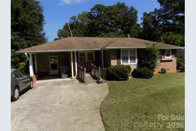 340 S Vine Street, Gastonia, NC 28052 - Photo 1