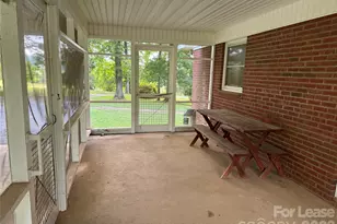 1209 Dameron Rd, Bessemer City, NC 28016 - Photo 4