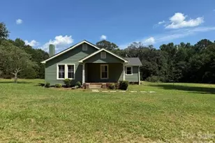 418 W E Padgett Rd, Bostic, NC 28018 - Photo 1