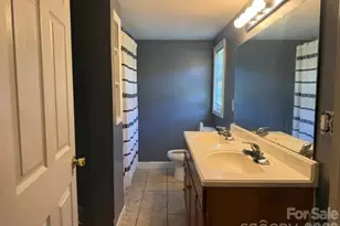 418 W E Padgett Rd, Bostic, NC 28018 - Photo 18