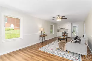 102 Azalea Dr, Waynesville, NC 28786 - Photo 12