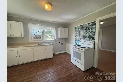 525 Rankin Avenue #4, Mount Holly, NC 28120 - Photo 4