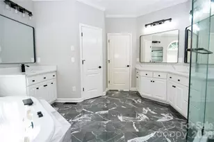 1563 Calls Lodge Ct, Morganton, NC 28655 - Photo 26